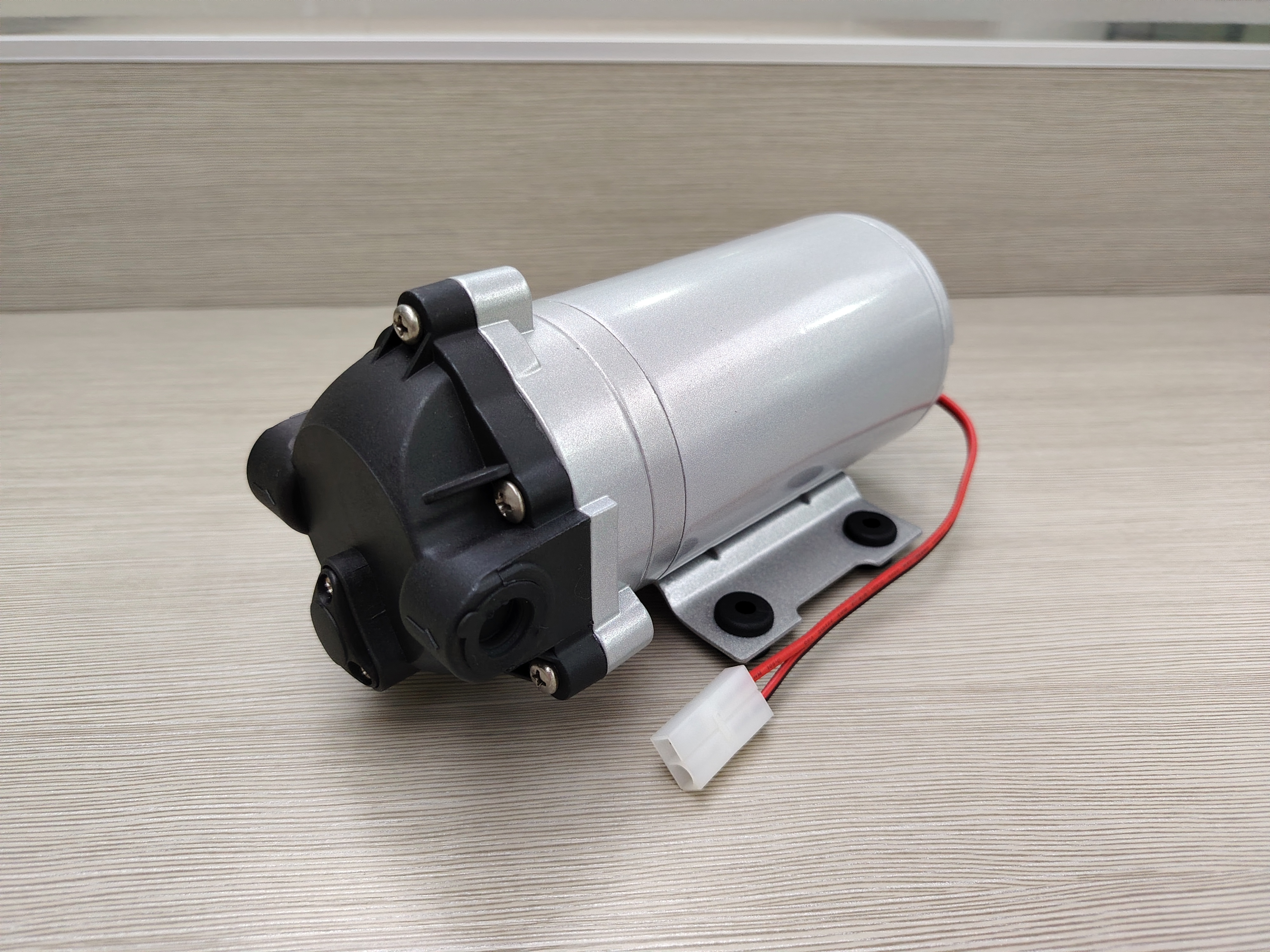 Pompe de booster Zuanli RO pour les purificateurs d'eau.
