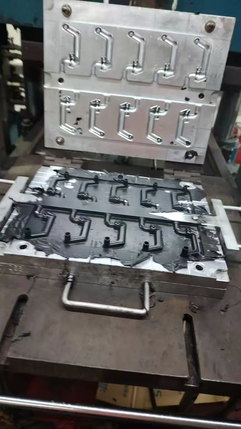 Pièces en caoutchouc et en silicone OEM ODM | Approvisionnement direct d'usine et moulage sur mesure